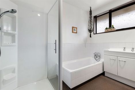 Photo of property in 19 Craven Street, Sockburn, Christchurch, 8042