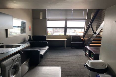 Photo of property in Urbane Apartments, 31/29 Webb Street, Mount Cook, Wellington, 6011