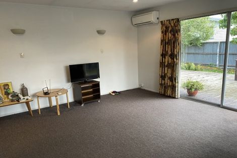 Photo of property in 2/21a Quinns Road, Shirley, Christchurch, 8013