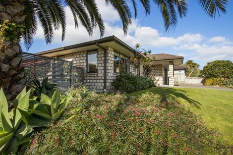 Photo of property in 8 Olive Close, Omokoroa, 3114