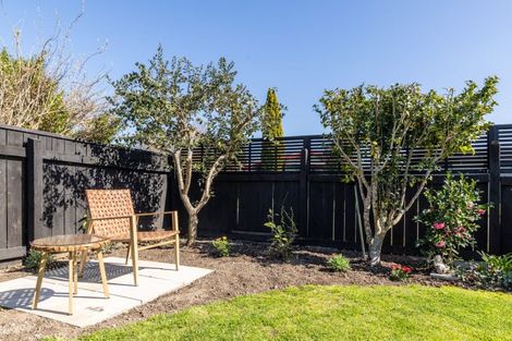 Photo of property in 1229 Louie Street, Parkvale, Hastings, 4122