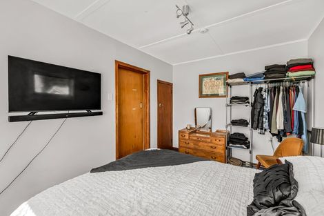 Photo of property in 9 Parris Street, Moturoa, New Plymouth, 4310