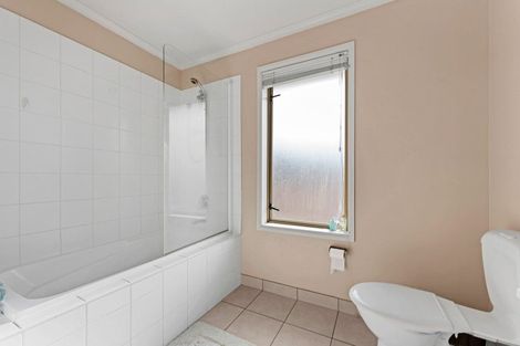 Photo of property in 31 Millennial Way, Orewa, 0931