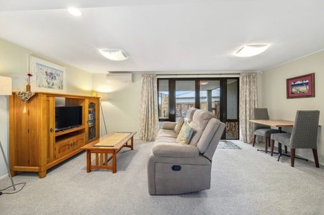 Photo of property in 35 Taharepa Road, Hilltop, Taupo, 3330