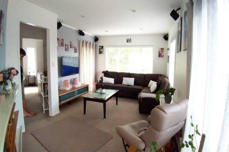 Photo of property in 1/12 Speedy Crescent, Hillcrest, Auckland, 0627