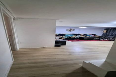 Photo of property in 9 Velma Road, Hillcrest, Auckland, 0627