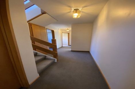 Photo of property in 2/5 Derenzy Place, Avonhead, Christchurch, 8042