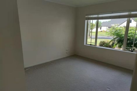 Photo of property in 54 Te Wharau Drive, Greenhithe, Auckland, 0632