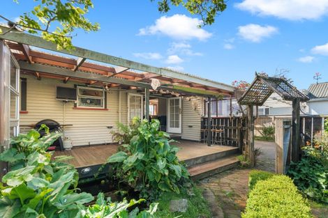 Photo of property in 50 Solway Street, Solway, Masterton, 5810