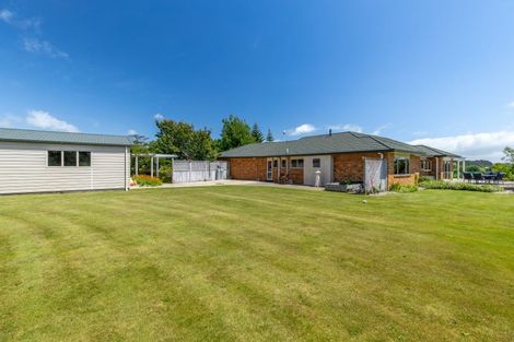 Photo of property in 1329 Devon Road, Brixton, Waitara, 4382