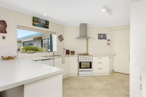 Photo of property in 30 Oleander Lane, Mount Maunganui, 3116