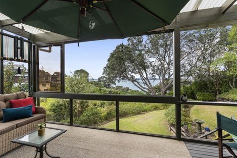 Photo of property in 14 Tui Vale Road, Shelly Park, Auckland, 2014