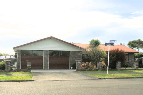 Photo of property in 30 Ashley Street, St Andrews, Hamilton, 3200