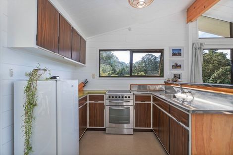 Photo of property in 39 Grange Road, Hahei, Whitianga, 3591