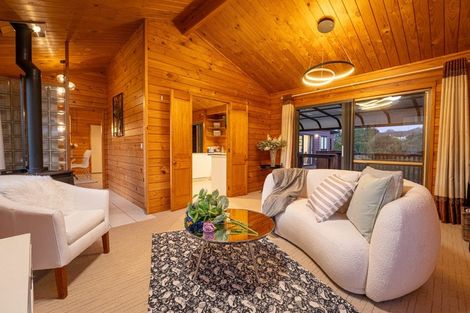 Photo of property in 12 Channing Crescent, Botany Downs, Auckland, 2010