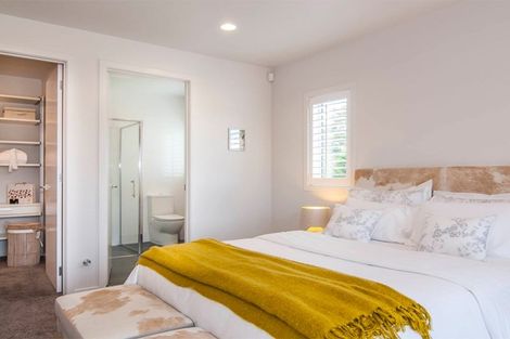 Photo of property in 27 Papareia Road, Karaka, Papakura, 2113