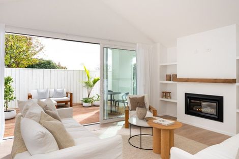 Photo of property in 119a Te Mata Road, Havelock North, 4130