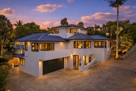 Photo of property in 1/70b Carlisle Road, Browns Bay, Auckland, 0632