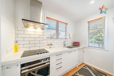 Photo of property in 4 Tui Grove, Elderslea, Upper Hutt, 5018