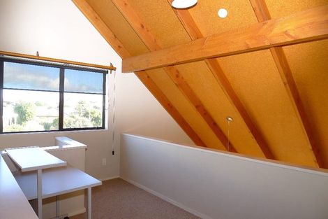 Photo of property in 9 Dennis Taylor Court, Paraparaumu, 5032