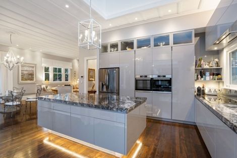 Photo of property in 86 Sarsfield Street, Herne Bay, Auckland, 1011