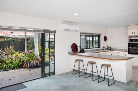 Photo of property in 1 Cloverlea Place, Pukekohe, 2120