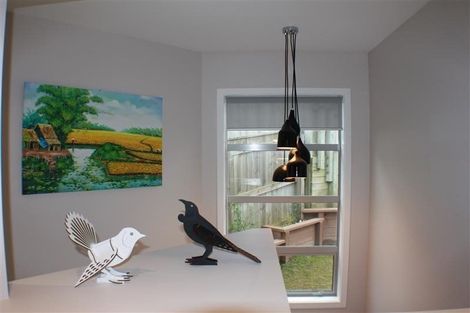 Photo of property in 3 Cresswell Place, Johnsonville, Wellington, 6037