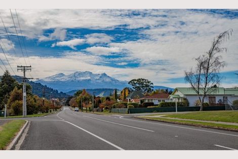 Photo of property in 37 Goldfinch Street, Ohakune, 4625