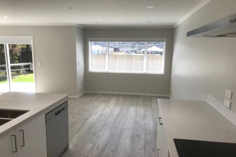 Photo of property in 120 Matua Road, Huapai, Kumeu, 0810