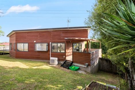 Photo of property in 2/160 Archers Road, Glenfield, Auckland, 0629