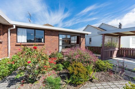 Photo of property in 16 Irvine Street, Mosgiel, 9024