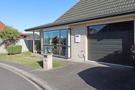 Photo of property in Villa Estate, 60/55 Armstrong Avenue, Carterton, 5713