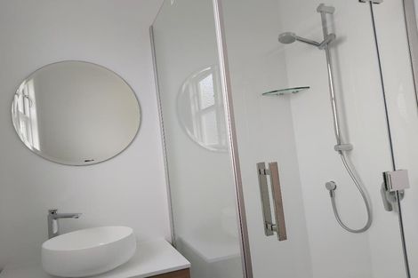 Photo of property in 31 Sidlaw Street, Strathmore Park, Wellington, 6022