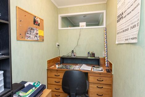 Photo of property in 11 Totara Street, Taradale, Napier, 4112