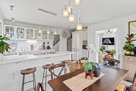 Photo of property in 20 Sunset Street, Hilltop, Taupo, 3330