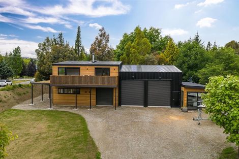 Photo of property in 455 Aubrey Road, Wanaka, 9305