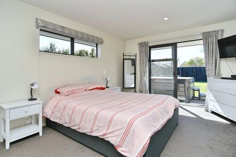 Photo of property in 12b Watkins Drive, Rangiora, 7400