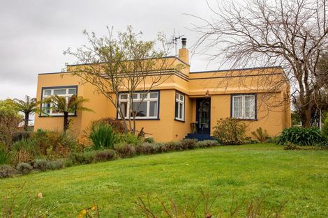 Photo of property in 47 Queen Street, Dannevirke, 4930