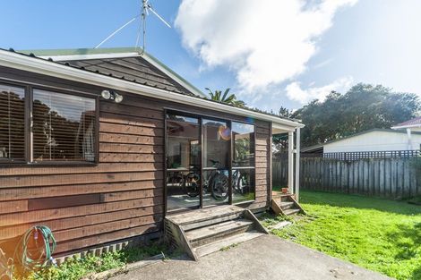 Photo of property in 42a Monorgan Road, Strathmore Park, Wellington, 6022