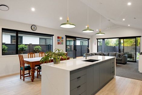 Photo of property in 90 Hugo Shaw Drive, Cambridge, 3434
