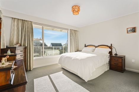 Photo of property in 40 Cannon Hill Crescent, Mount Pleasant, Christchurch, 8081