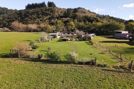 Photo of property in 39 Wakamarina Road, Canvastown, Havelock, 7178