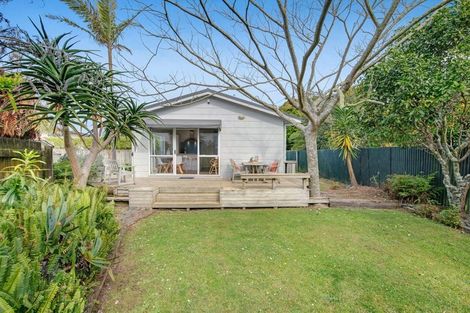 Photo of property in 16 Ross Crescent, Orewa, 0931