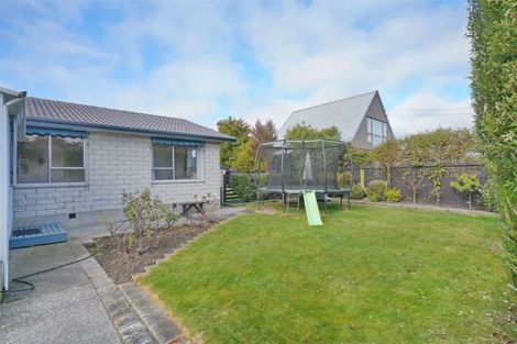 Photo of property in 15 Inwoods Road, Parklands, Christchurch, 8083