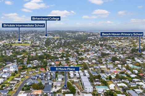 Photo of property in 9 Mavis Place, Beach Haven, Auckland, 0626