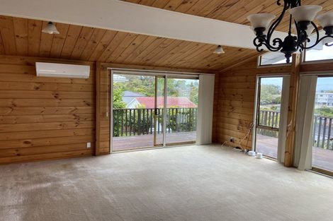 Photo of property in 40 Grenada Avenue, Forrest Hill, Auckland, 0620