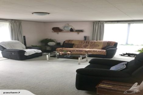 Photo of property in 1/23 Midgley Road, West Harbour, Auckland, 0618