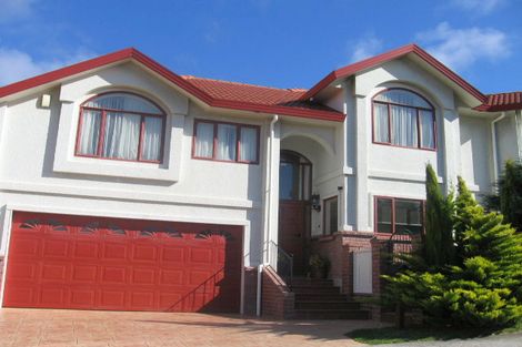 Photo of property in 27 Amesbury Drive, Churton Park, Wellington, 6037