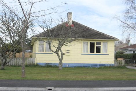 Photo of property in 6 Tranmere Road, Fairfield, Hamilton, 3214