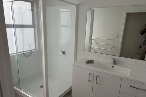 Photo of property in 1 Rutland Road, Mount Wellington, Auckland, 1051